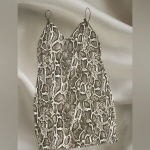 Reptile Hide Decorative Substrate - Brown Snake Pattern